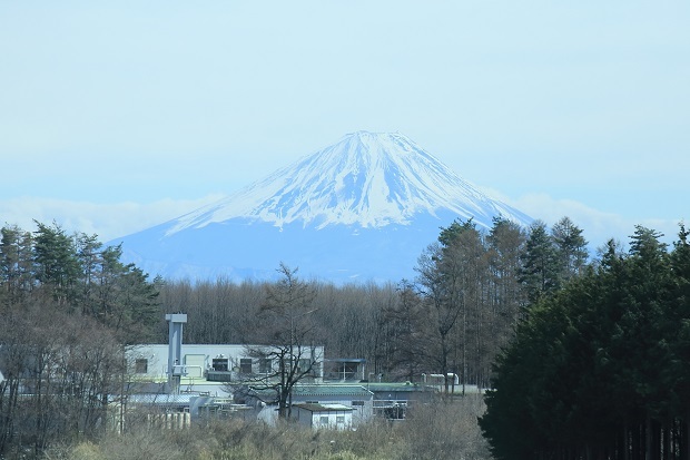 特急あずさ　車窓　富士山