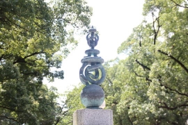 横浜の平和記念碑０４